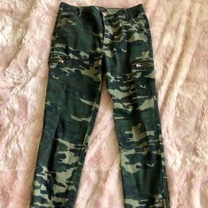 Camo Pants With Zippers